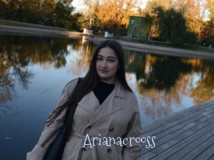 Arianacrooss