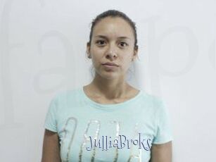 JulliaBroks