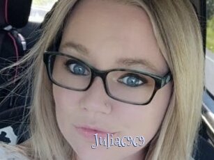 Julia6969