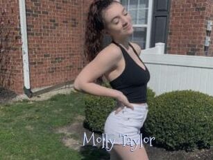 Molly_Taylor