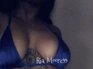 Ria_Moore99