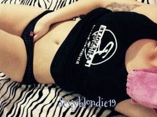 Sexyblondie19